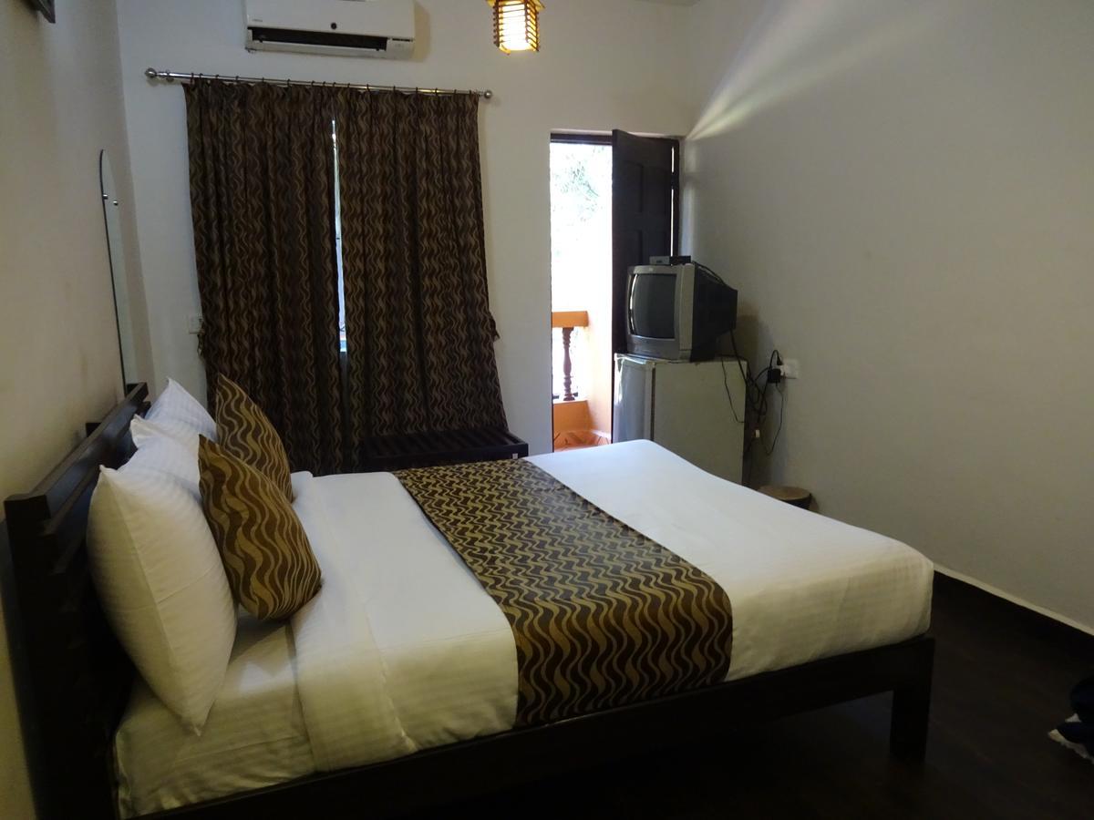 Hotel Sai Baga Buitenkant foto