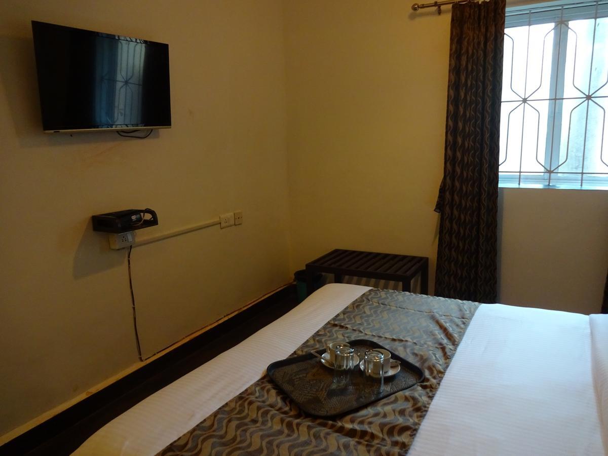 Hotel Sai Baga Buitenkant foto